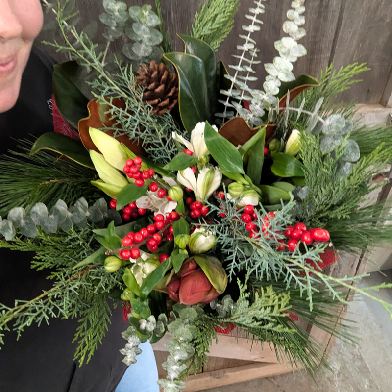 [Pre-Order] Holiday Signature Bouquet