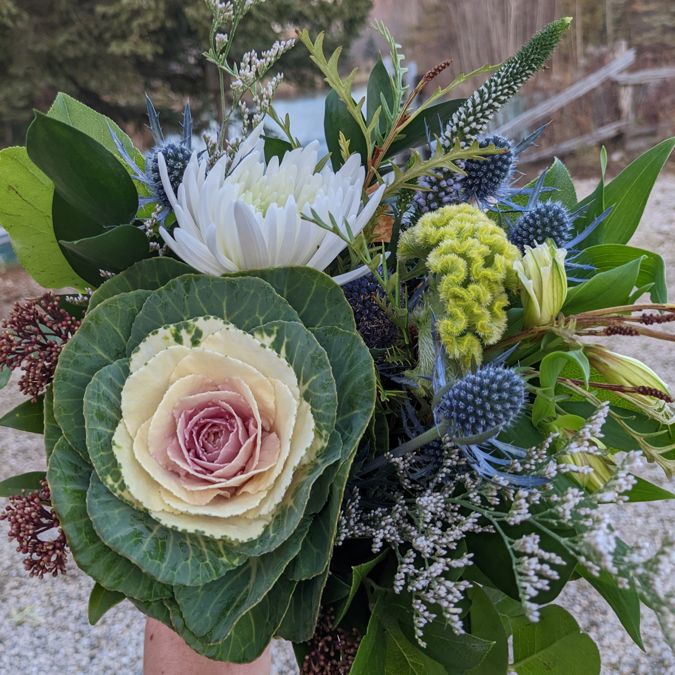[May to December] Signature Hand-Tied Bouquet